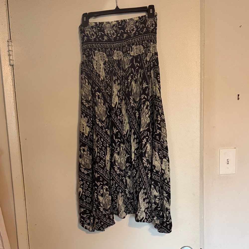 Elephant Black and Cream Women's Aladdin Pants